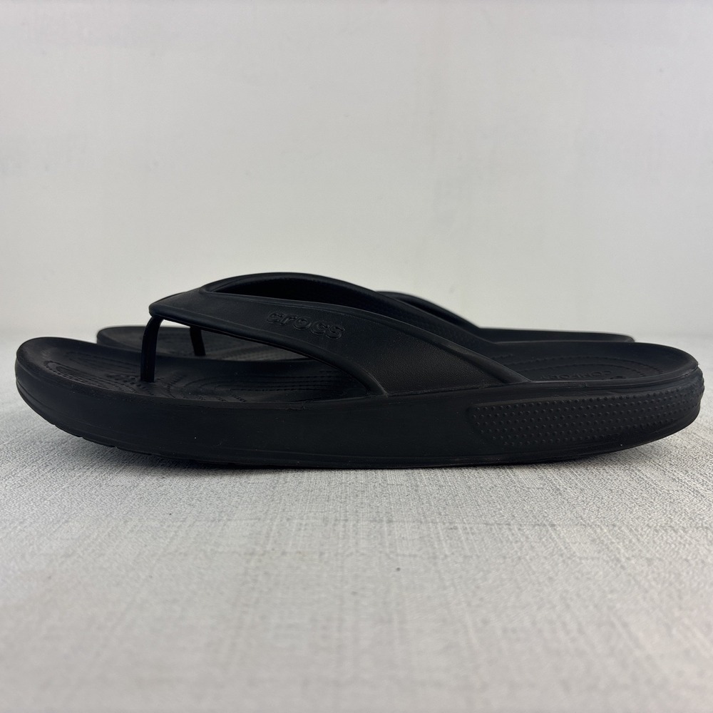 Iconic Crocs Black Men's‎ Size 12 Comfort Thong Sandals Flip Flops - Picture 5 of 11